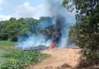 Veículo é destruído por incêndio às margens do Lago de Itaipu
