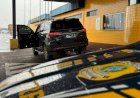 PRF recupera caminhonete de luxo furtada no RS durante abordagem em Guaíra