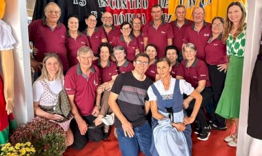 13º Encontro de Dança Folclórica Alemã reúne 21 grupos em Alto Santa Fé