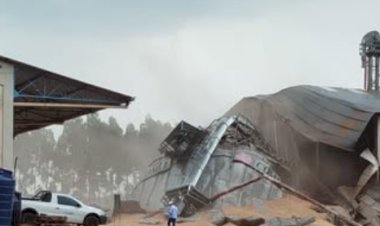 Silo de grãos da C.Vale  desaba em Mamborê; não há feridos