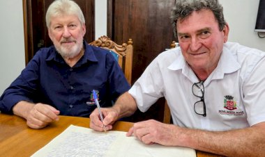 Prefeito Lari Hitz reassume o comando do Executivo em Nova Santa Rosa