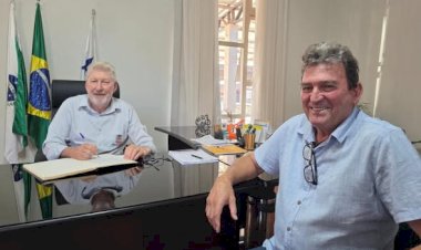 Prefeito Lari Hitz retorna ao comando da Prefeitura de Nova Santa Rosa após período de férias