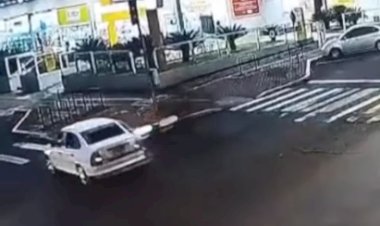 Casal fica ferido após colisão entre moto e carro no centro de Marechal Rondon