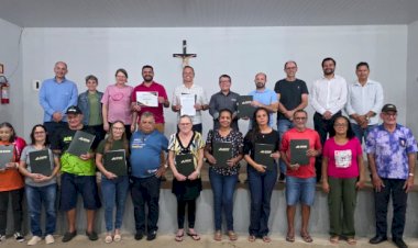 Moradores da Vila Martins conquistam titularidade definitiva de imóveis em Marechal Rondon