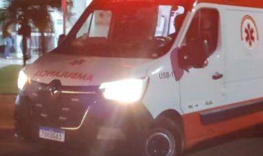 Acidente deixa jovem casal ferido; mulher de 20 anos  teve  fratura exposta e foi transferida par Toledo
