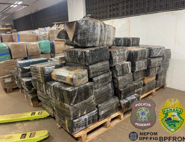 Mais de uma tonelada de maconha é apreendida em porto clandestino de Santa Helena