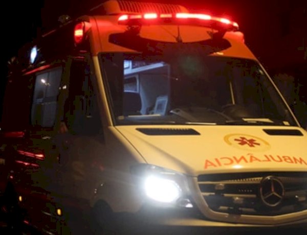 Moradora de Nova Santa Rosa fica ferida após colidir moto contra árvore e poste em Marechal Rondon