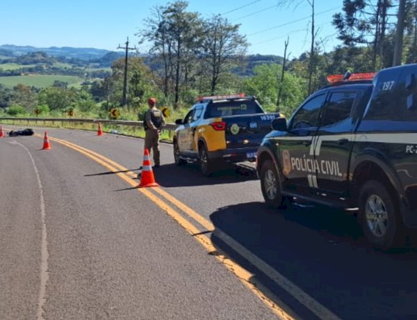 Motociclista de 21 anos  cai na pista e morre  na PR-484