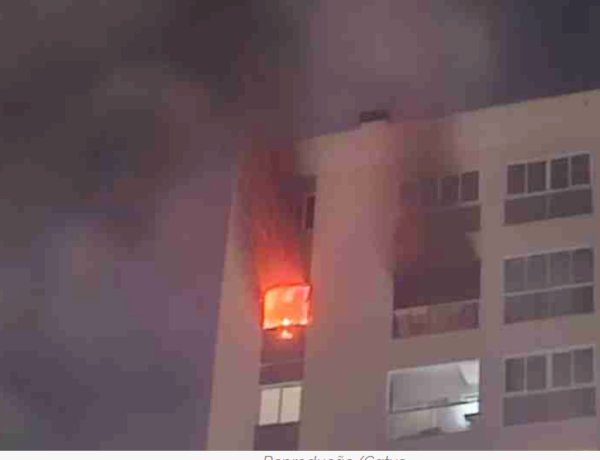 Incêndio em apartamento mobiliza Corpo de Bombeiros no centro de Cascavel