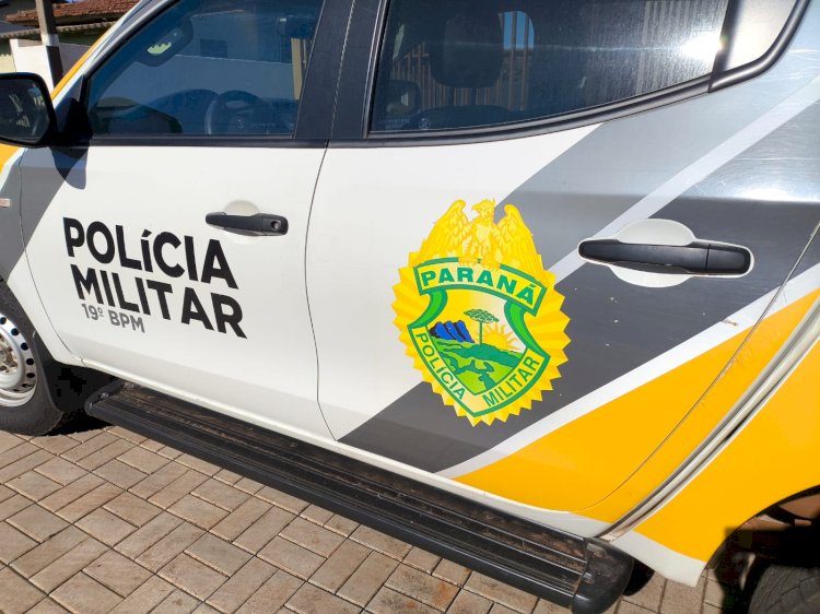 Homem esquece chave na ignição e ladrão não perde a oportunidade e furta motocicleta