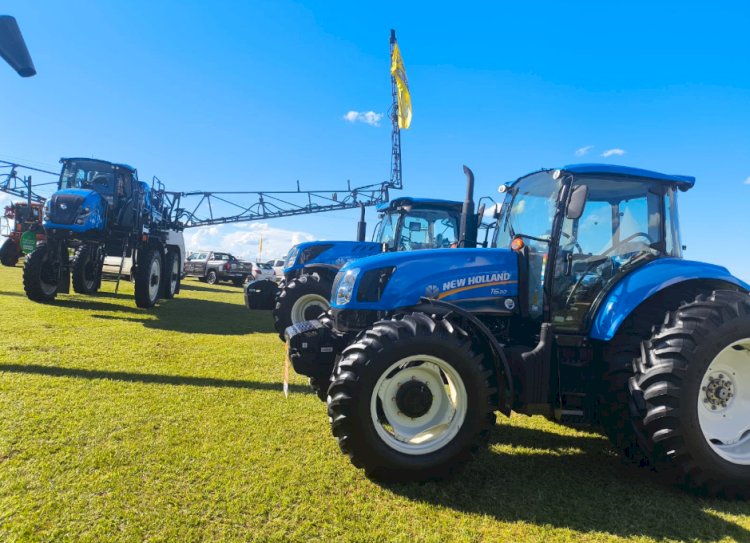 Equagril New Holland destaca tecnologia de ponta no segundo dia do Agroshow Copagril 2026