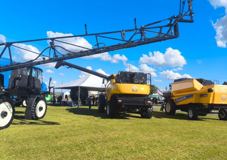 Equagril New Holland destaca tecnologia de ponta no segundo dia do Agroshow Copagril 2026