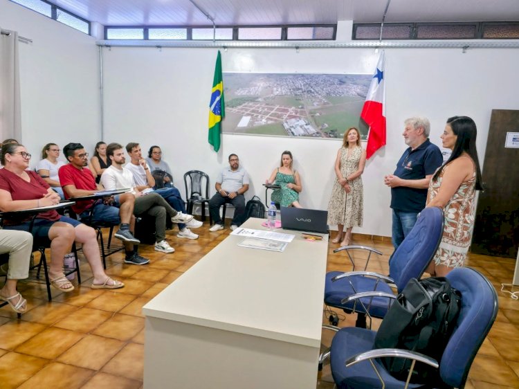Profissionais do Projeto Viver participam de capacitação em Nova Santa Rosa