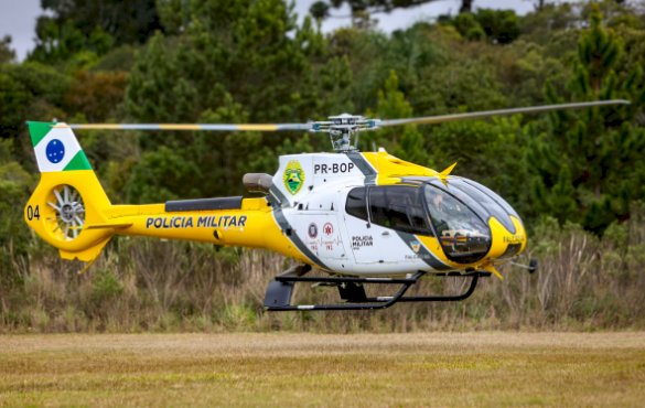 Helicóptero da PM cai durante tiroteio entre policia e criminosos  com dois  mortos em  Matelândia