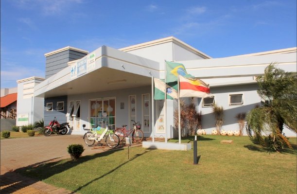 ATENÇÃO; Pescador é baleado durante assalto no lago de Itaipu, em Guaíra, e socorrido em Mercedes