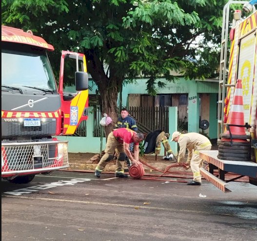 Incêndio em Marechal Rondon mobiliza bombeiros e SAMU