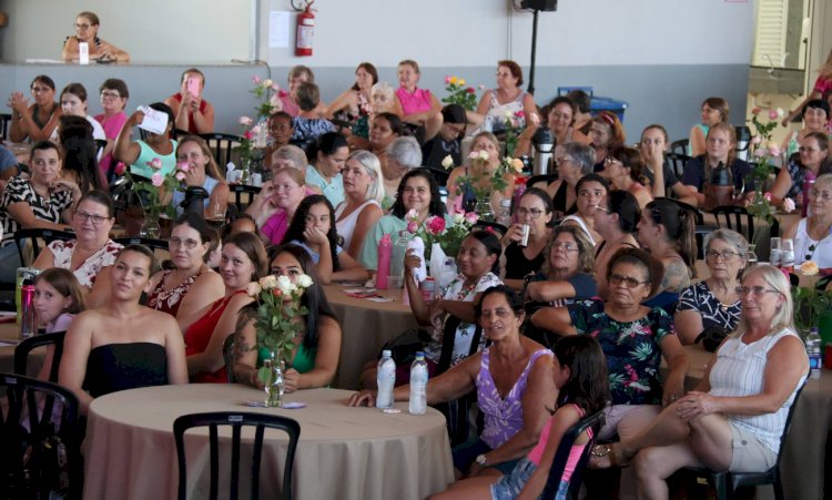 Evento reúne cerca de mil mulheres em comemoração ao Dia da Mulher em Nova Santa Rosa