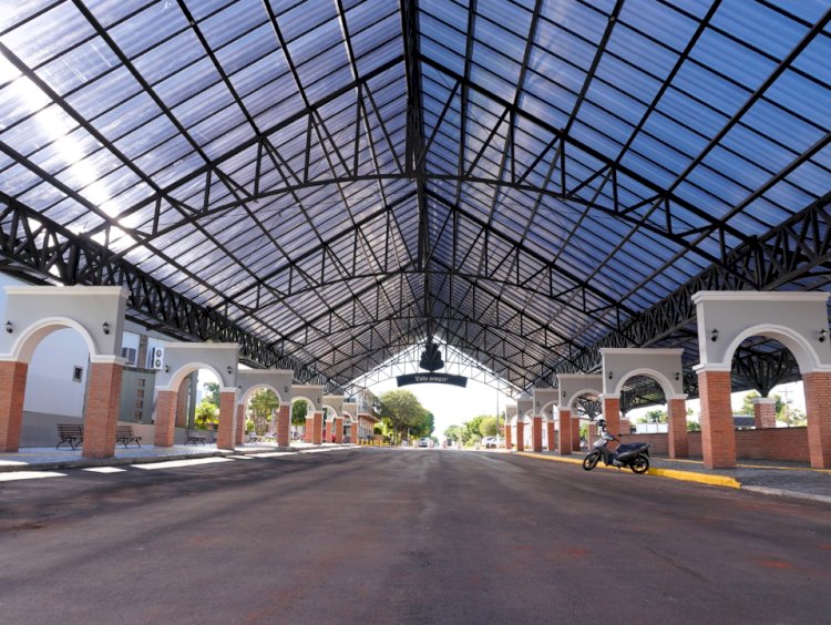 Rua Coberta de Mercedes recebe nome de Lenir Schmidt e será inaugurada com grande festa