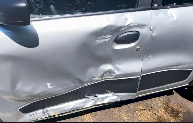 Mulher  fica ferida em acidente entre moto e carro  na rua sete de setembro  em Marechal Rondon