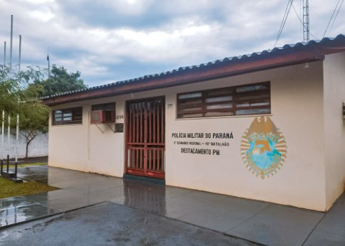 Motorista sob efeito de drogas  foge da polícia se joga no lago e vai parar no hospital em Entre Rios do Oeste