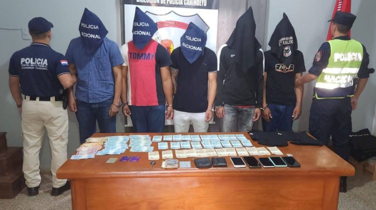 Brasileiros são presos com notas falsas no centro de Salto del Guairá