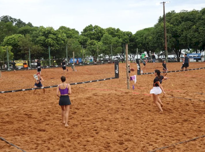 Torneio de beach tennis movimenta Porto Mendes neste fim de semana