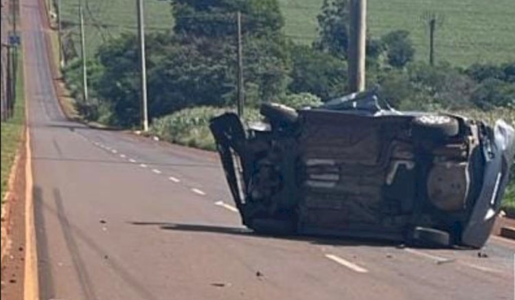 Capotamento  na 182 a pouco e mobiliza socorro e deixa  pelo menos um ferido em Palotina