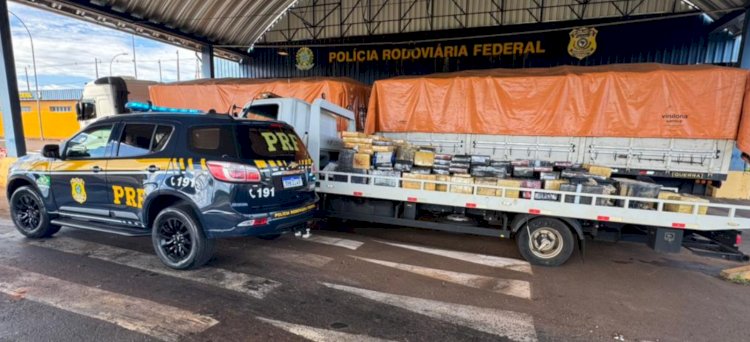 Atenção: PRF apreende quase 4 toneladas de maconha na BR-163, em Mercedes-PR; homem de 28 anos é preso
