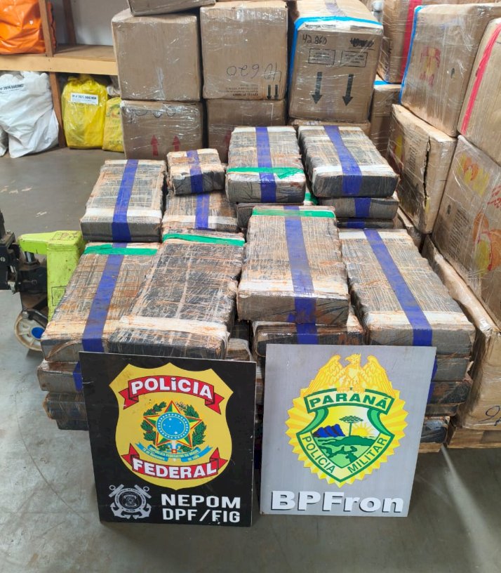 BPFRON e Polícia Federal apreendem mais de 420 kg de maconha em Santa Helena