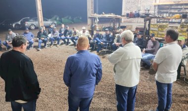 Agricultores aprovam proposta de pavimentação entre Linha Jundiaí e Vila Cristal, em Nova Santa Rosa