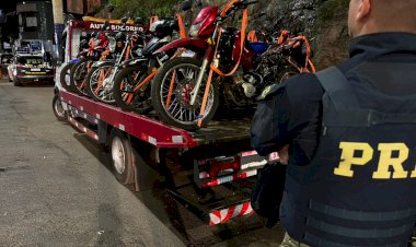 PRF apreende 55 motocicletas estrangeiras em operação na BR-277, em Foz do Iguaçu