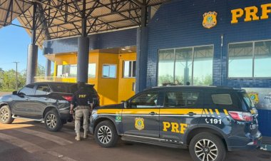 PRF recupera caminhonete furtada no RS e prende motorista na BR-163, em Guaíra