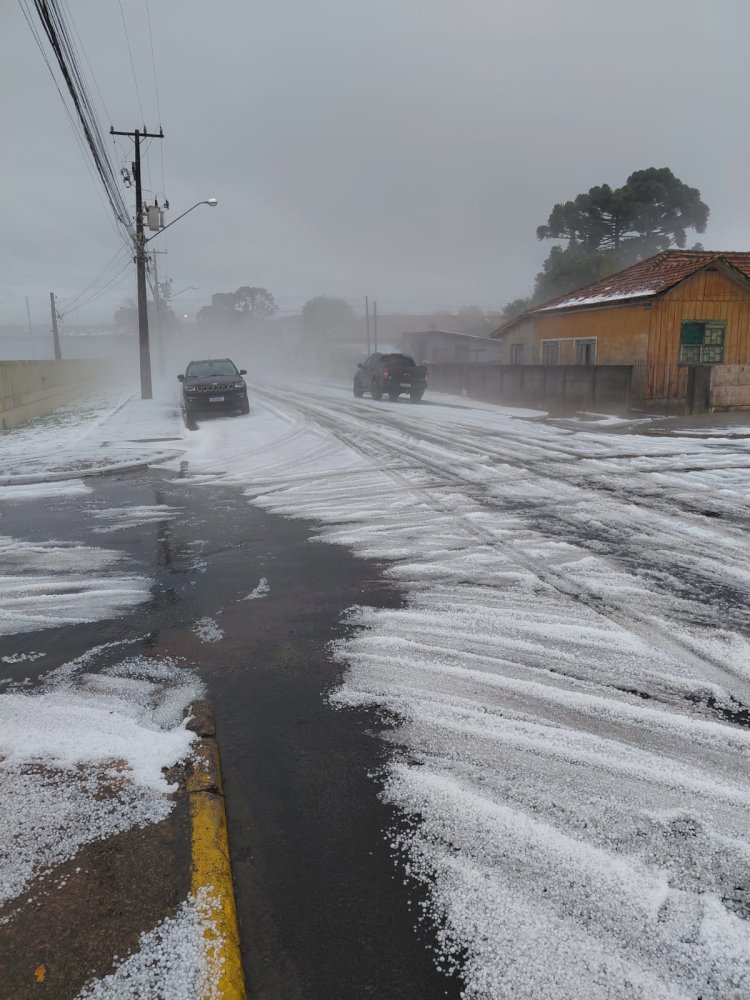 FENÔMENO  CLIMATICO REGISTRADO EM CASTRO É CONHECIDO  COMO 