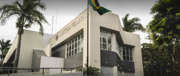 Justiça do Paraná autoriza uso de cabelo humano apreendido para confecção de perucas para pacientes com câncer