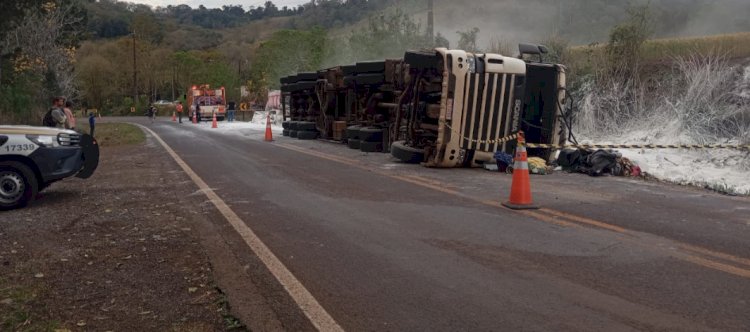 Motorista de caminhão com placas de Guaíra morre em acidente na PR-484
