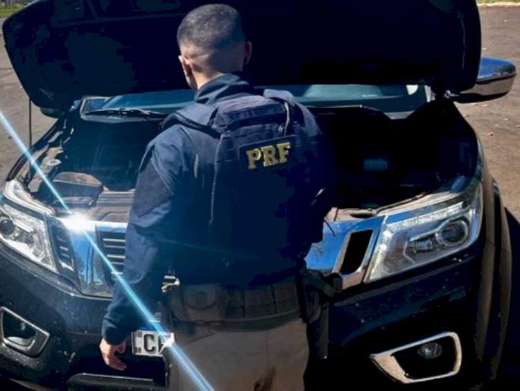 PRF recupera caminhonete roubada em São Paulo e prende condutor na BR-277