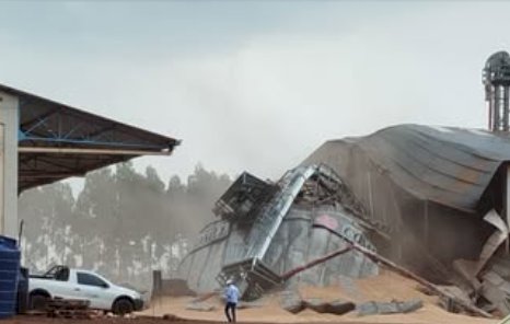 Silo de grãos da C.Vale  desaba em Mamborê; não há feridos