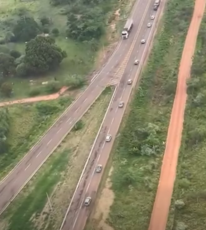 Operação policial  prende 14 pessoas, apreende dezenas de veículos  e  R$ 1,4 milhão em produtos contrabandeados na fronteira