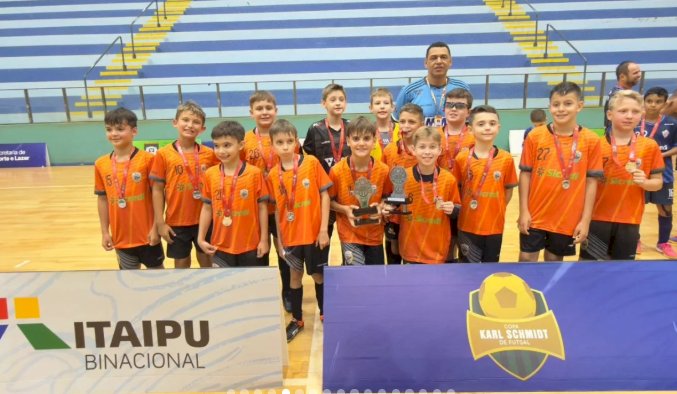 IV Copa Karl Schmidt de Futsal se despede com dobradinha e goleada
