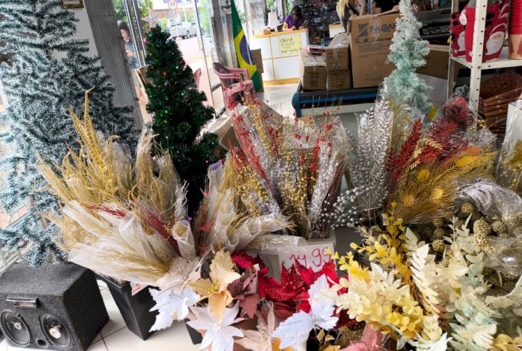 Comércio de Marechal Rondon já entra no clima do Natal com grande variedade em artigos de decoração