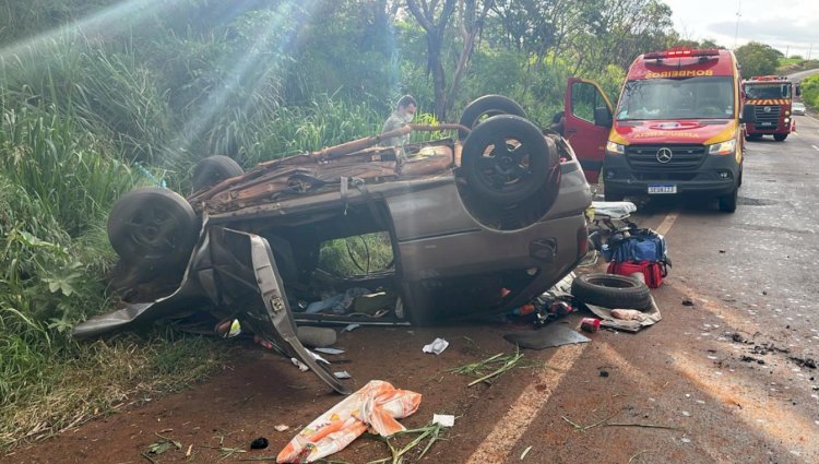 PRF complementa informações sobre capotamento de um veículo na BR-163  com 8 vítimas em Quatro Pontes