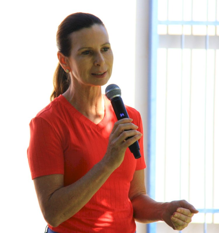 CMEI Asilda Röpke e Projeto Viver inauguram o projeto Jardim de Água e Mel