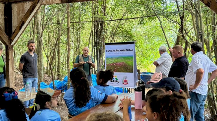 Ação de Educação Ambiental reúne estudantes e promove soltura de 17,5 mil alevinos nos rios de Nova Santa Rosa