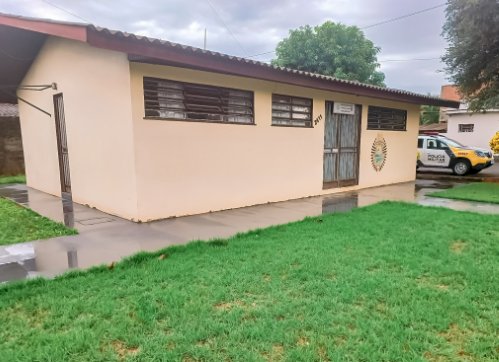 Empresa de calçados é vítima de estelionato e mulher registra furto de celular em Pato Bragado