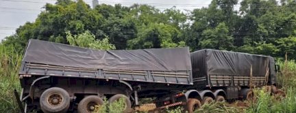 Novas informações sobre colisão entre van e carreta que seria de Nova Santa Rosa