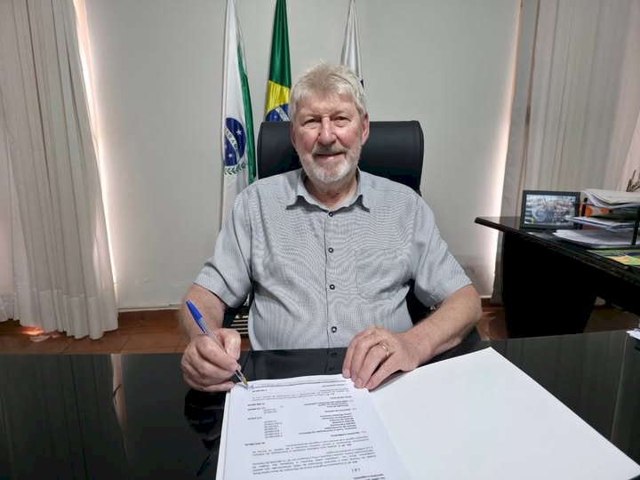 Prefeito Lari Hitz sanciona a Lei Orçamentária Anual (LOA) 2026